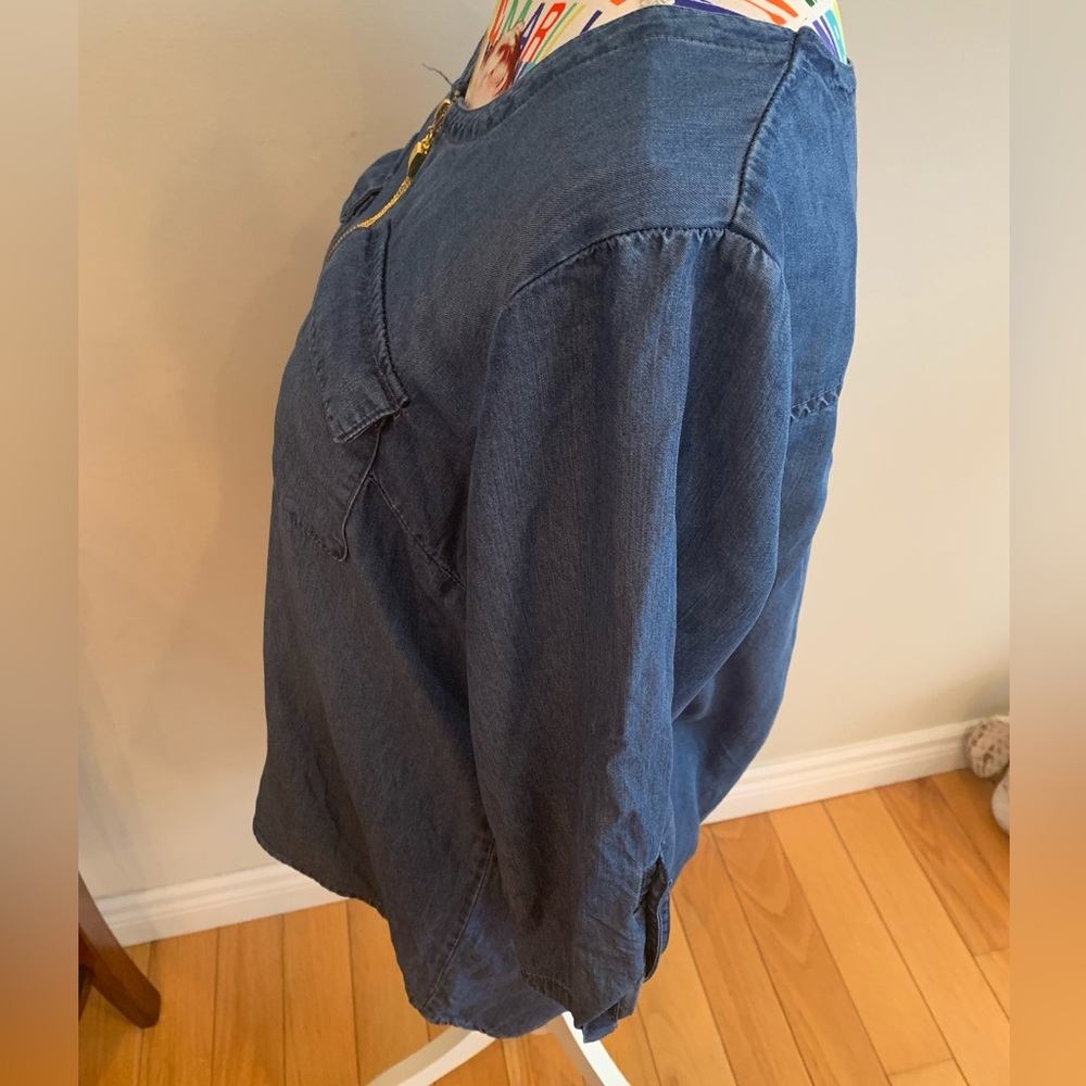 Jones New York Blue Denim Top with Zipper and Gold Tassels - Picture 3 of 9
